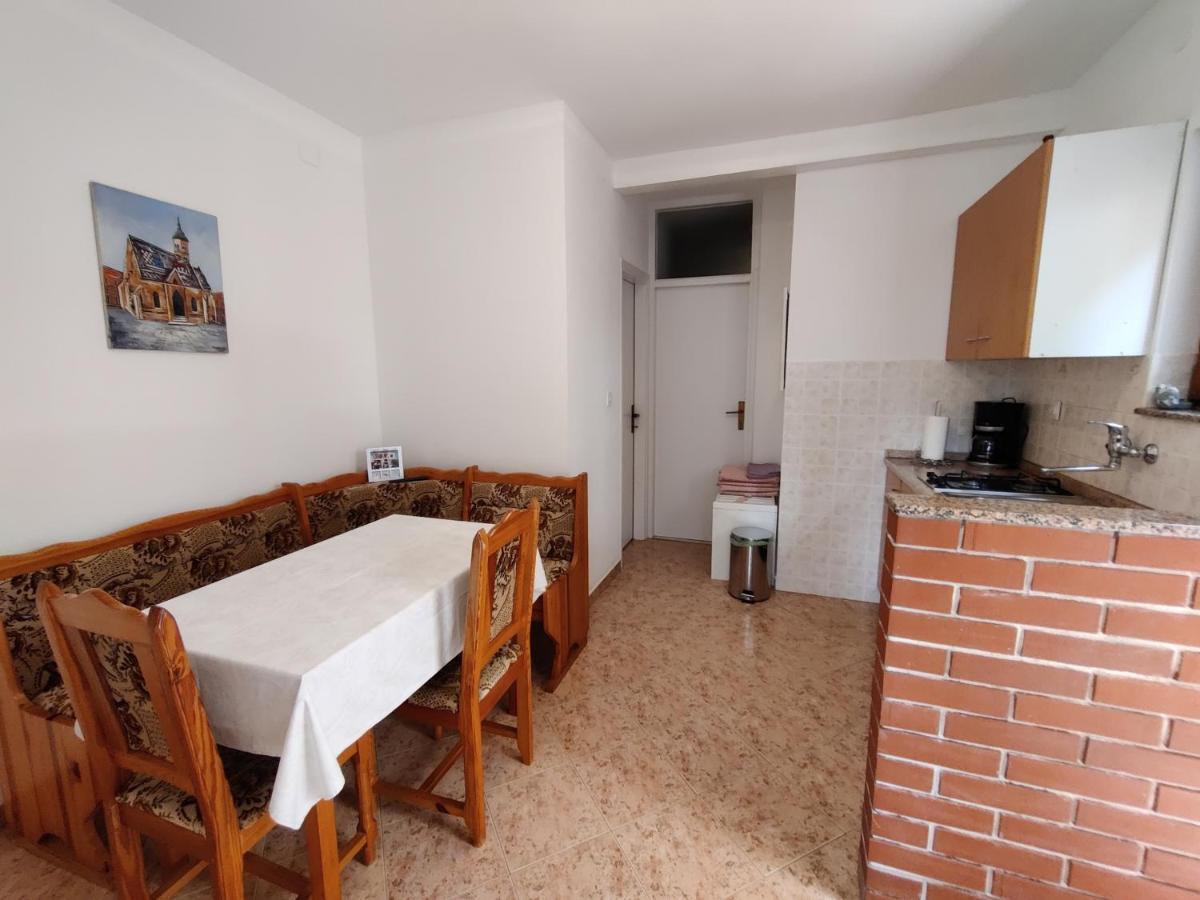 Apartment Ljubica Врсар Екстер'єр фото