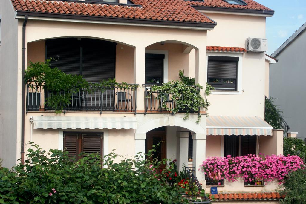 Apartment Ljubica Врсар Екстер'єр фото